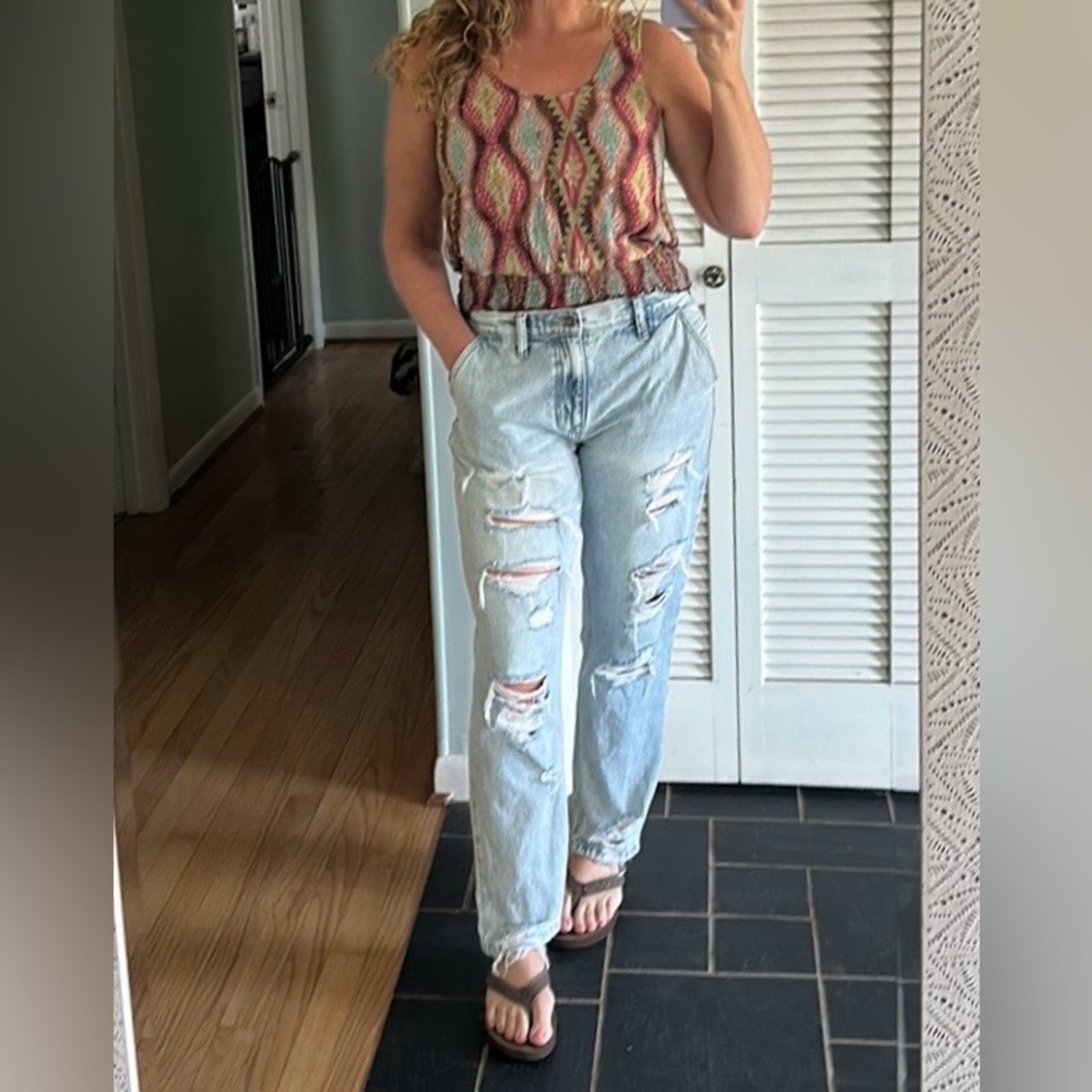KanCan for Maurice’s Distressed Light Wash Denim High Rise Jeans Ankle Cropped